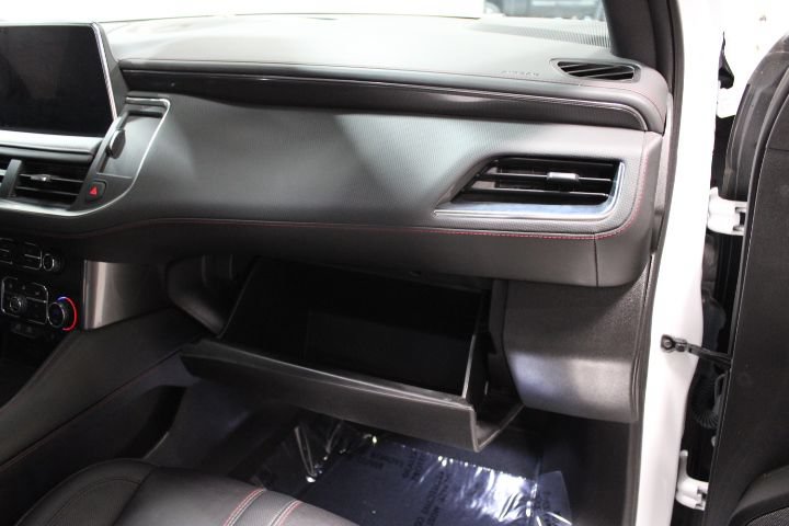 Used 2023 Chevrolet Tahoe RST w/ Luxury Package AWD/4WD image 29