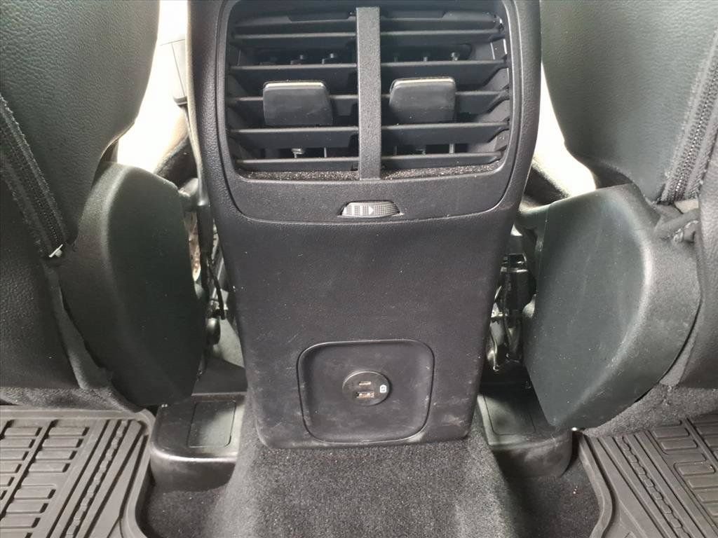 Used 2022 Ford Escape SEL FWD image 14