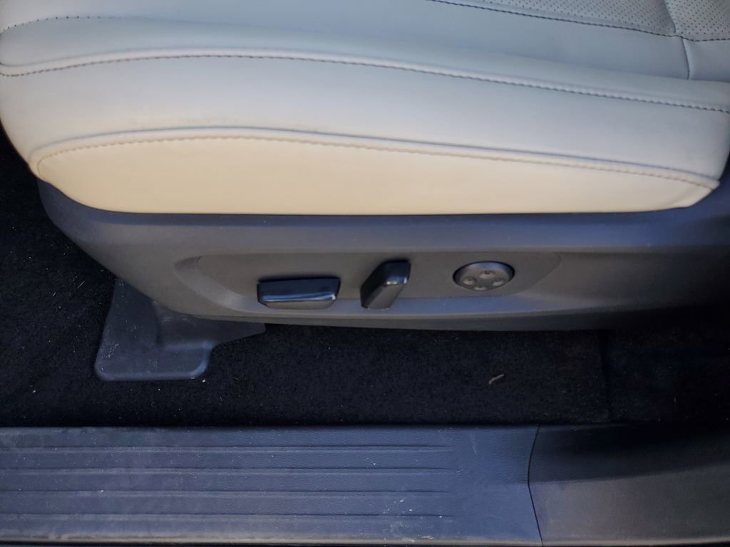 Used 2025 INFINITI QX60 Luxe image 23