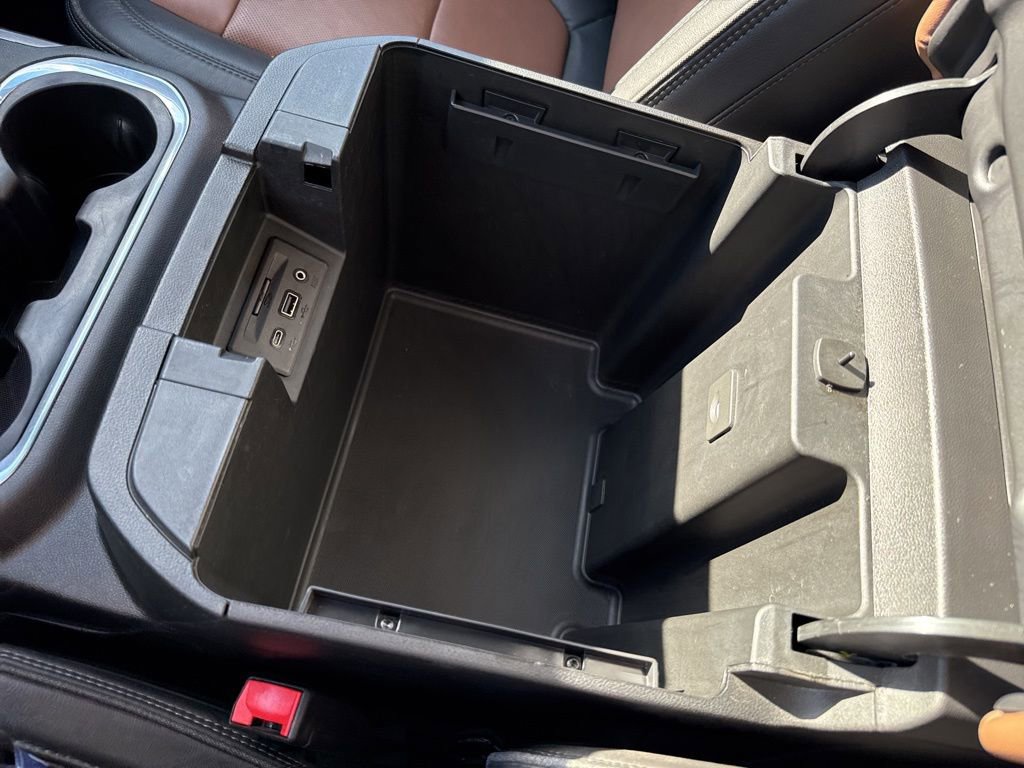 Used 2020 Chevrolet Silverado 2500 High Country w/ Z71 Off-Road Package image 38