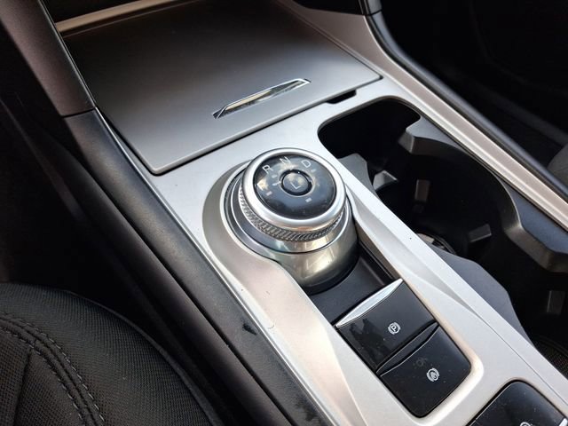 Used 2024 Ford Explorer XLT image 19