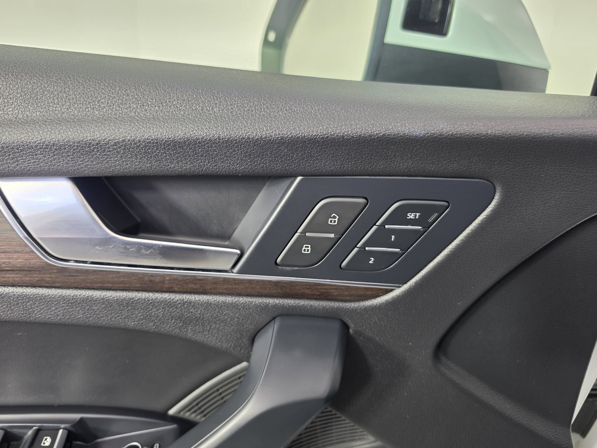 Certified 2024 Audi Q5 2.0T Premium Plus AWD/4WD image 21