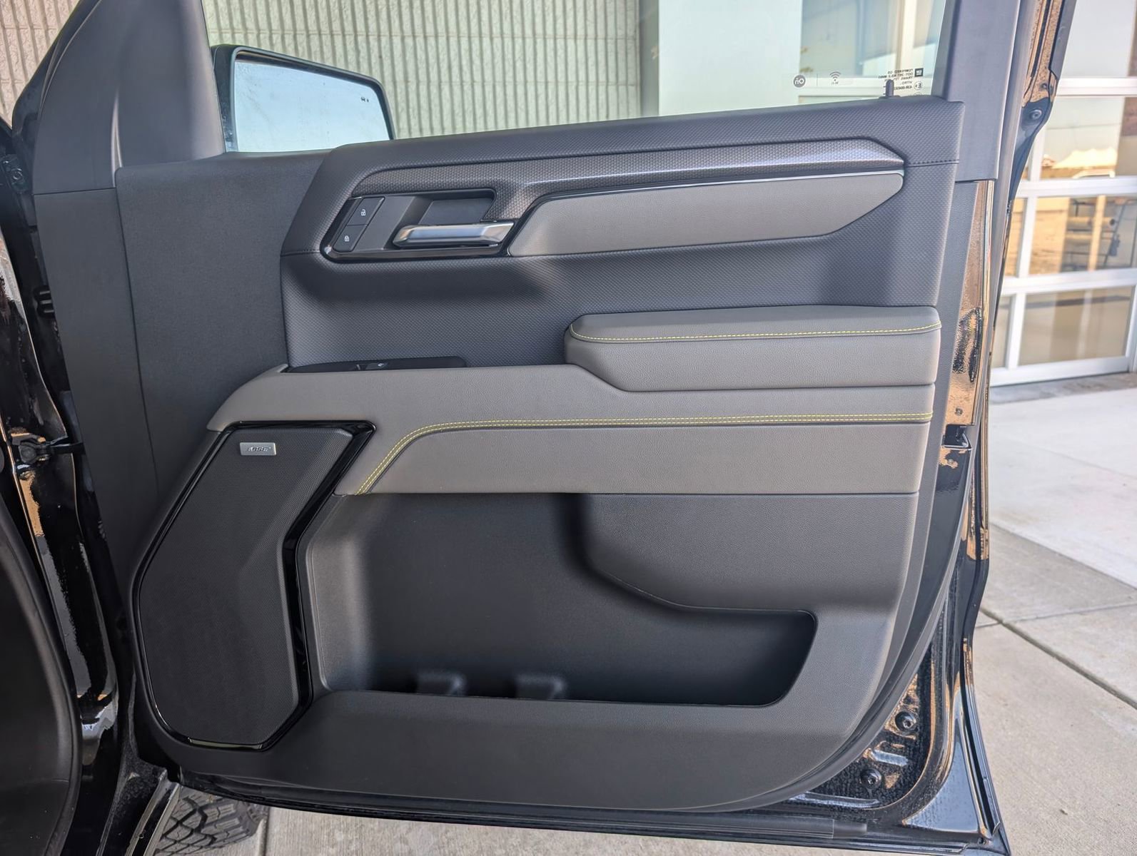 Used 2023 Chevrolet Silverado 1500 ZR2 w/ Technology Package image 36