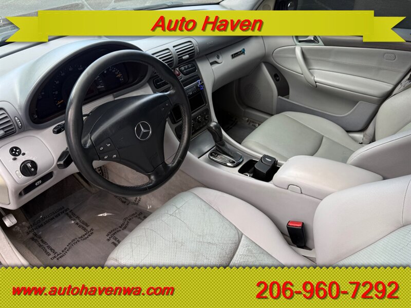 Used 2004 Mercedes-Benz C 230 Sedan image 9