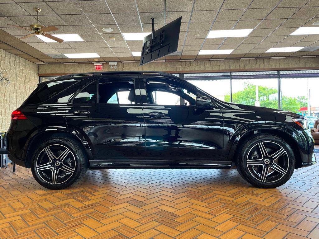 Used 2024 Mercedes-Benz GLE 450e 4MATIC image 7