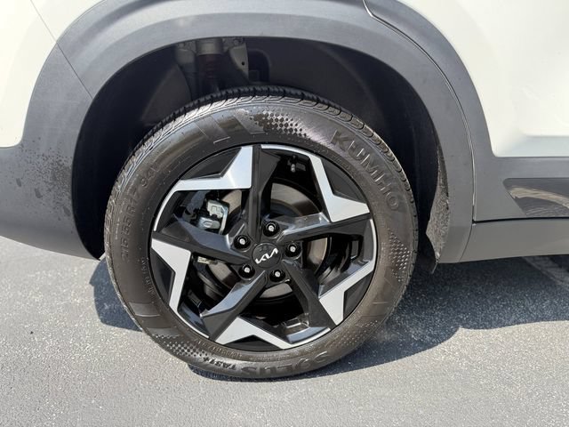 Certified 2025 Kia Seltos S AWD/4WD image 42
