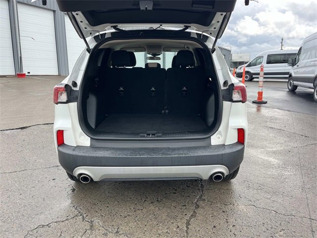 Certified 2020 Ford Escape SE image 12