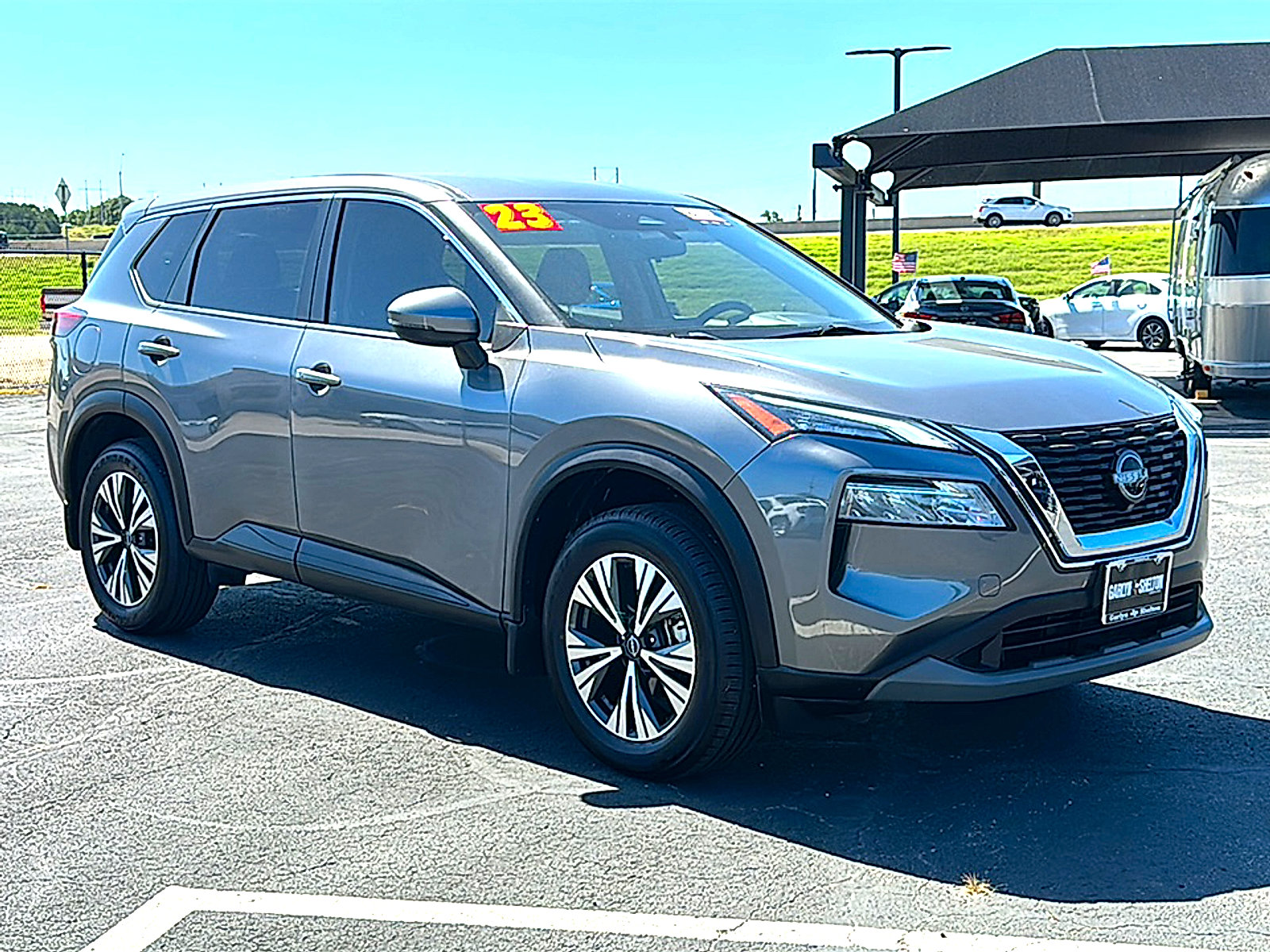 Used 2023 Nissan Rogue SV FWD image 10