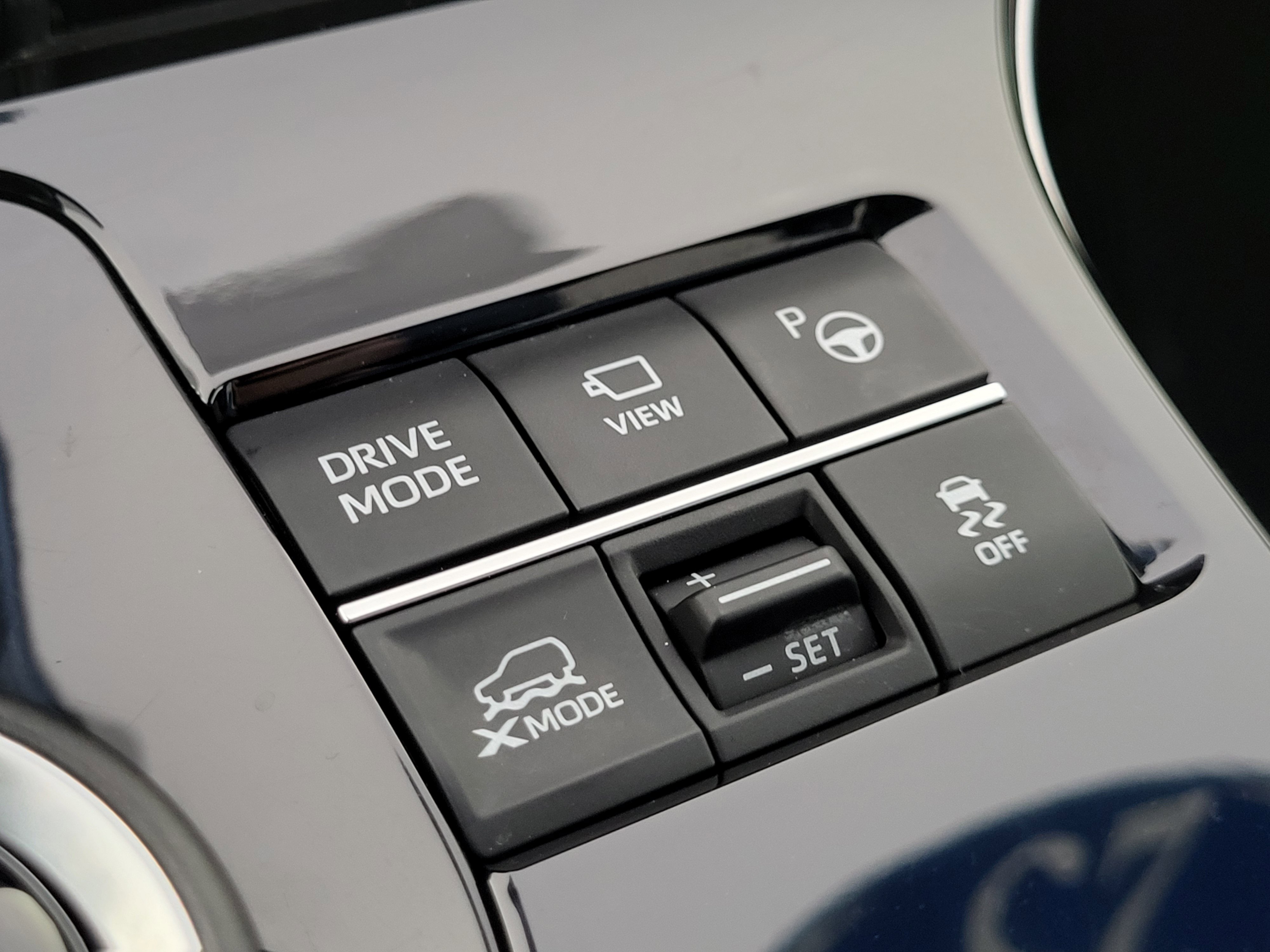 Used 2025 Subaru Solterra Limited image 20