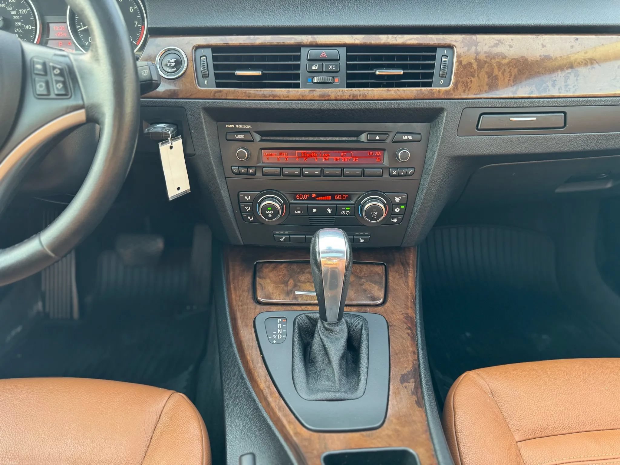 Used 2009 BMW 328i xDrive Coupe AWD/4WD image 23