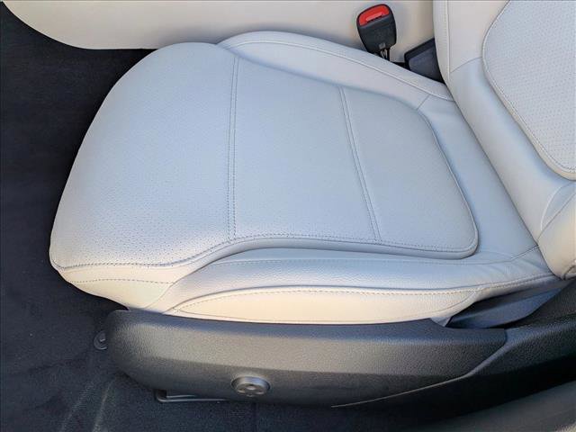 New 2026 Mercedes-Benz C 300 Sedan image 4