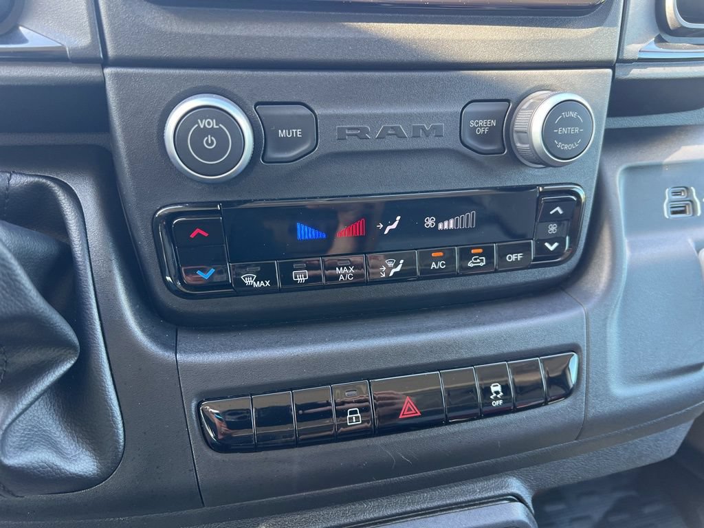 Used 2025 RAM ProMaster 2500 w/ Convenience Group FWD image 58