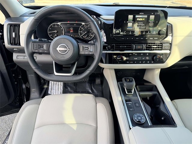 New 2025 Nissan Pathfinder SL w/ Lighting Package (N92) image 17