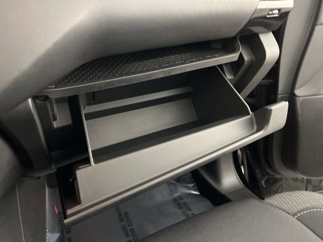 Used 2024 Nissan Pathfinder SV image 40