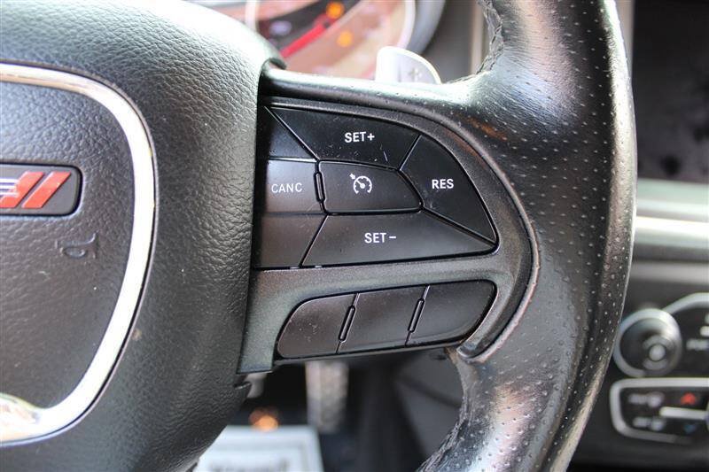 Used 2019 Dodge Charger R/T RWD image 15