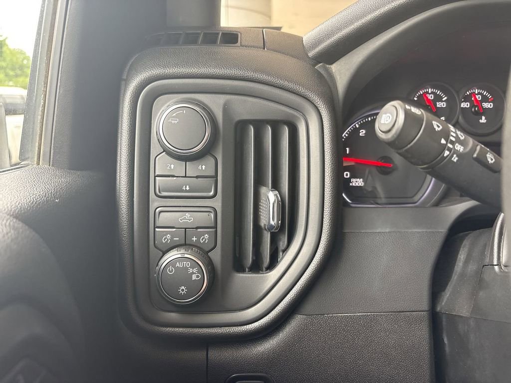 Certified 2024 Chevrolet Silverado 2500 W/T w/ WT Fleet Convenience Package AWD/4WD image 17