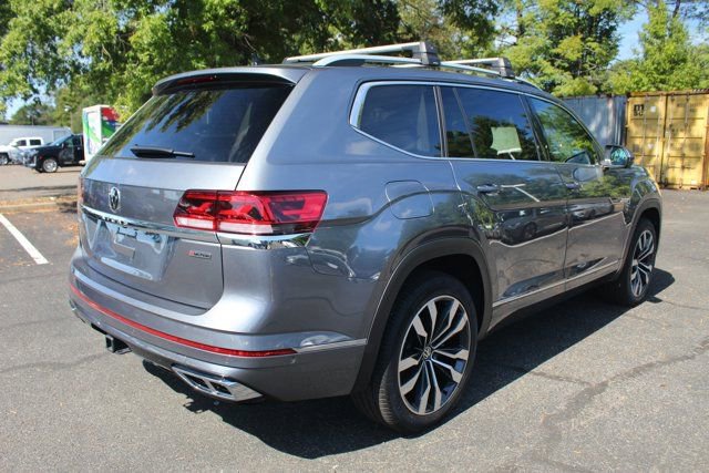 Used 2022 Volkswagen Atlas SEL Premium image 11