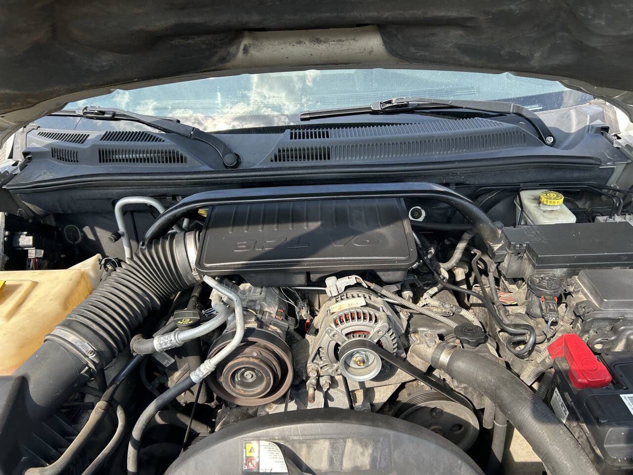 Used 2008 Jeep Commander Sport AWD/4WD image 5