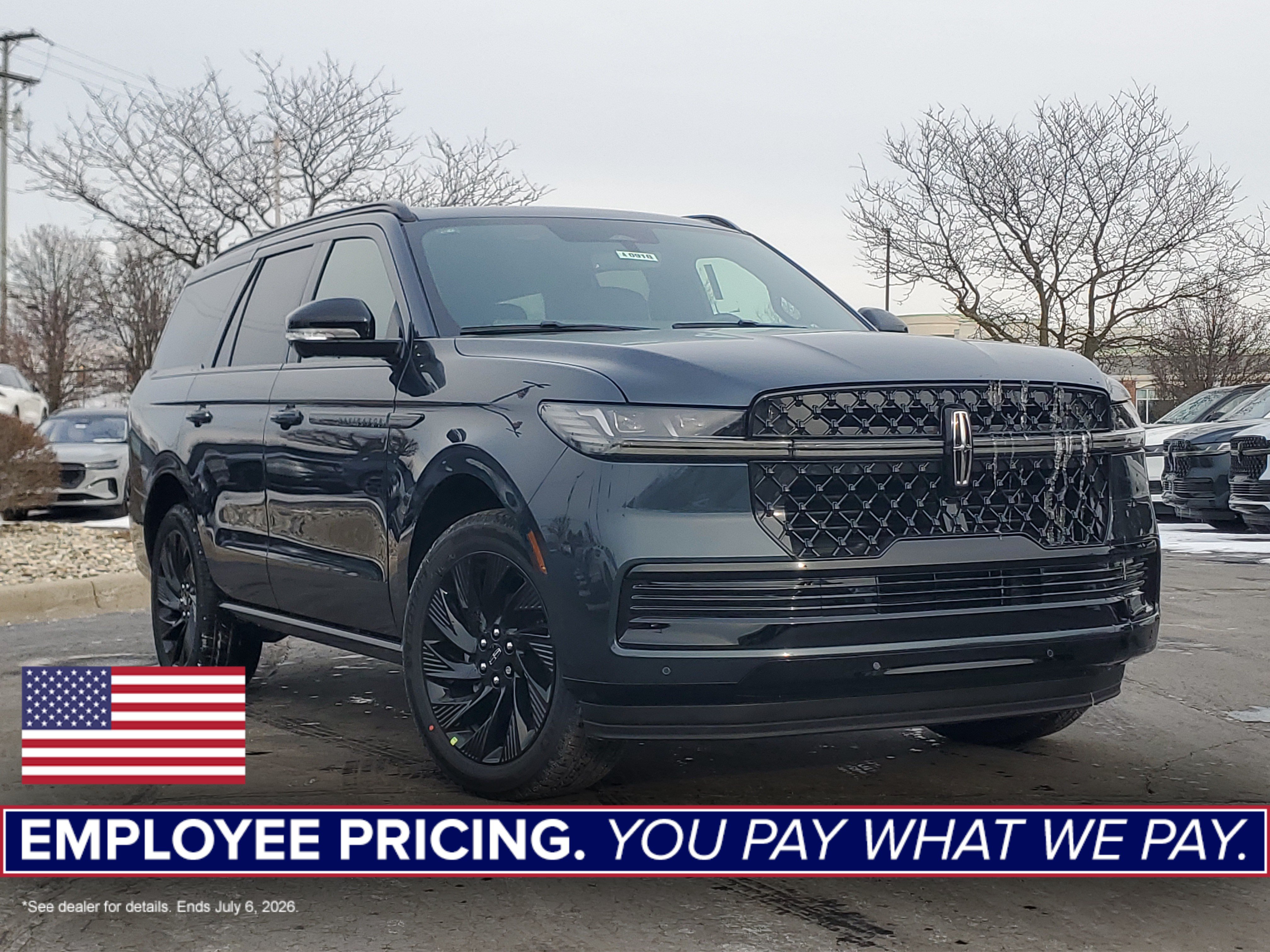 New 2026 Lincoln Navigator Reserve w/ Jet Appearance Package AWD/4WD image 1