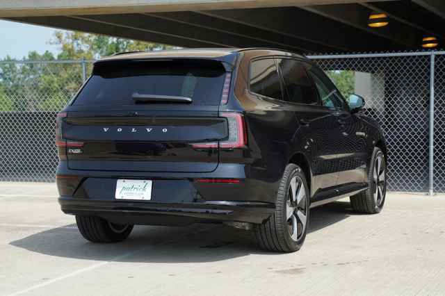New 2025 Volvo EX90 Plus image 4