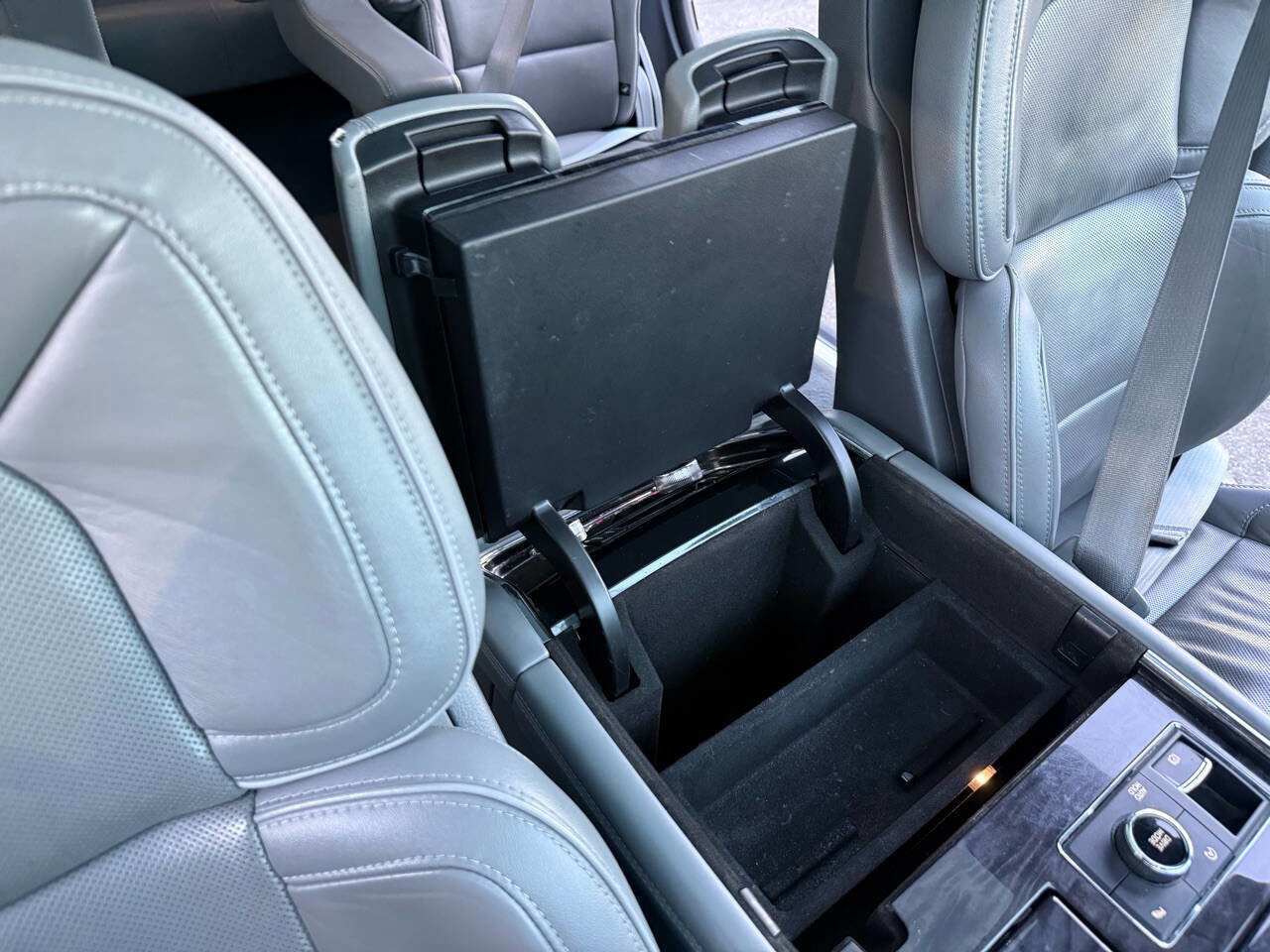 Used 2018 Lincoln Navigator Reserve AWD/4WD image 70