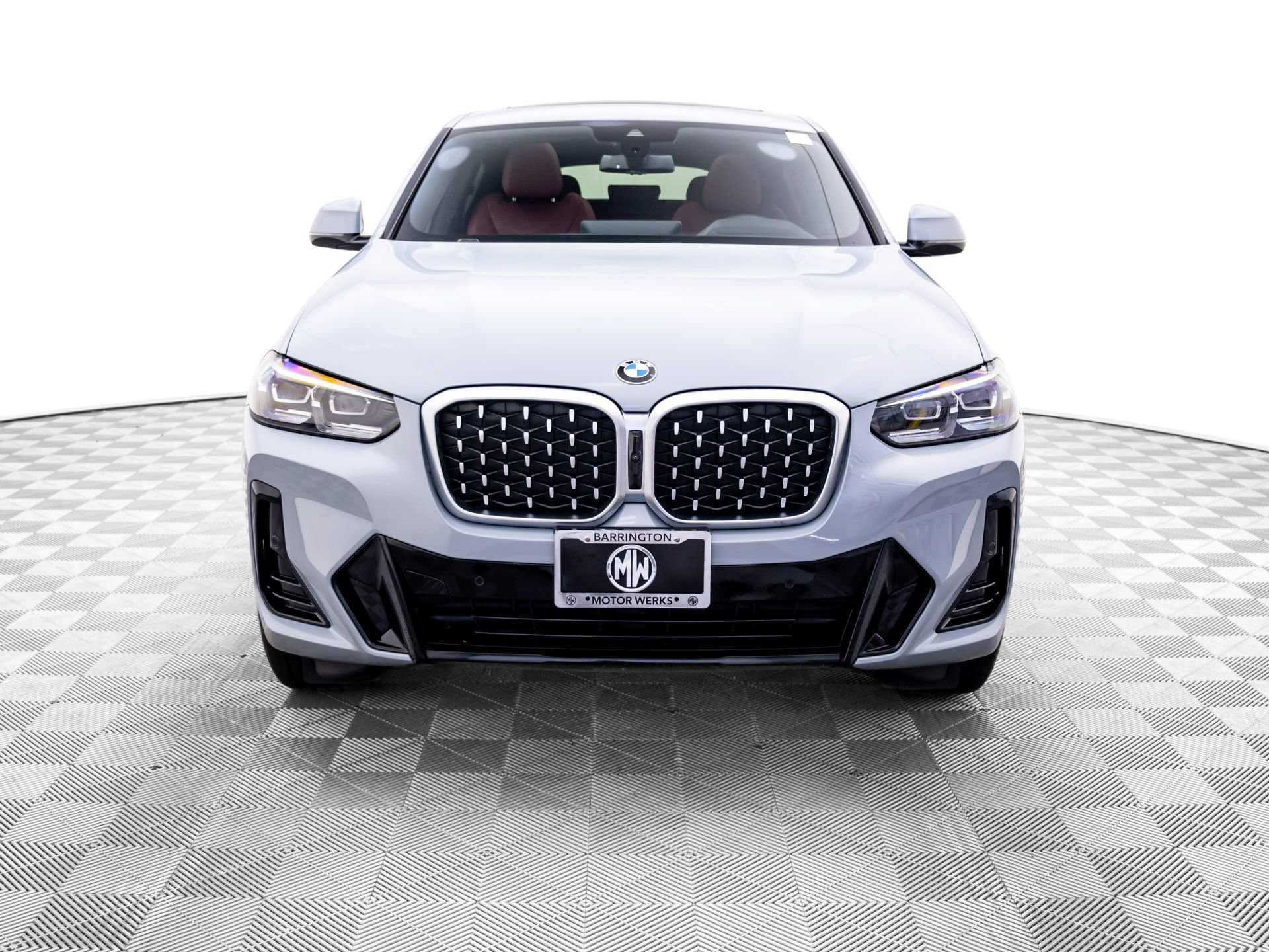 Used 2025 BMW X4 xDrive30i w/ Premium Package AWD/4WD image 9