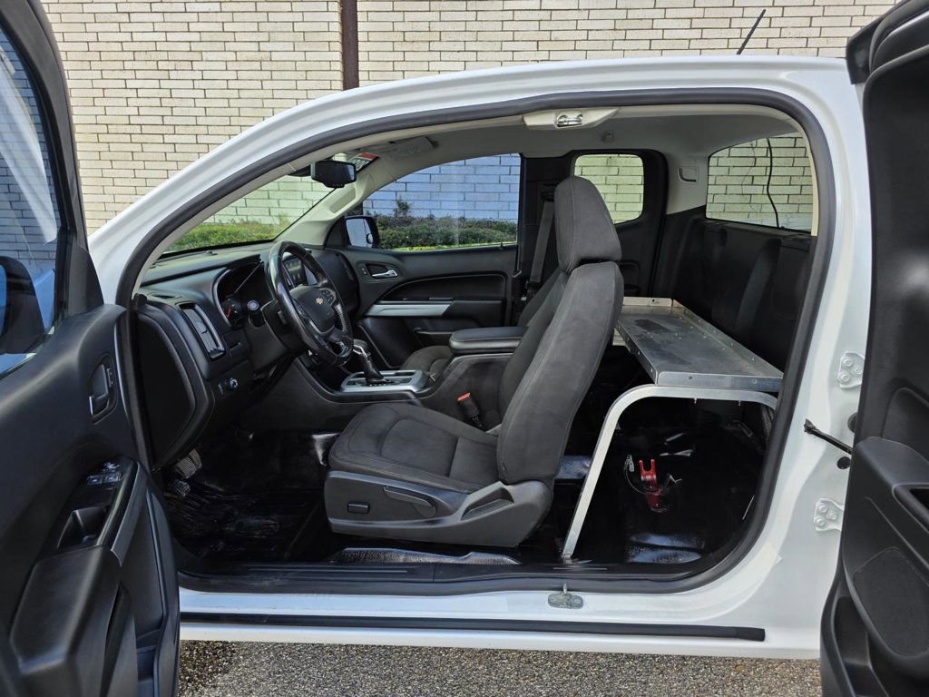 Used 2022 Chevrolet Colorado LT w/ Fleet Safety Package image 10