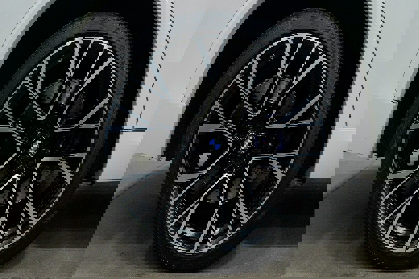 Used 2021 BMW X5 M w/ Competition Package image 16