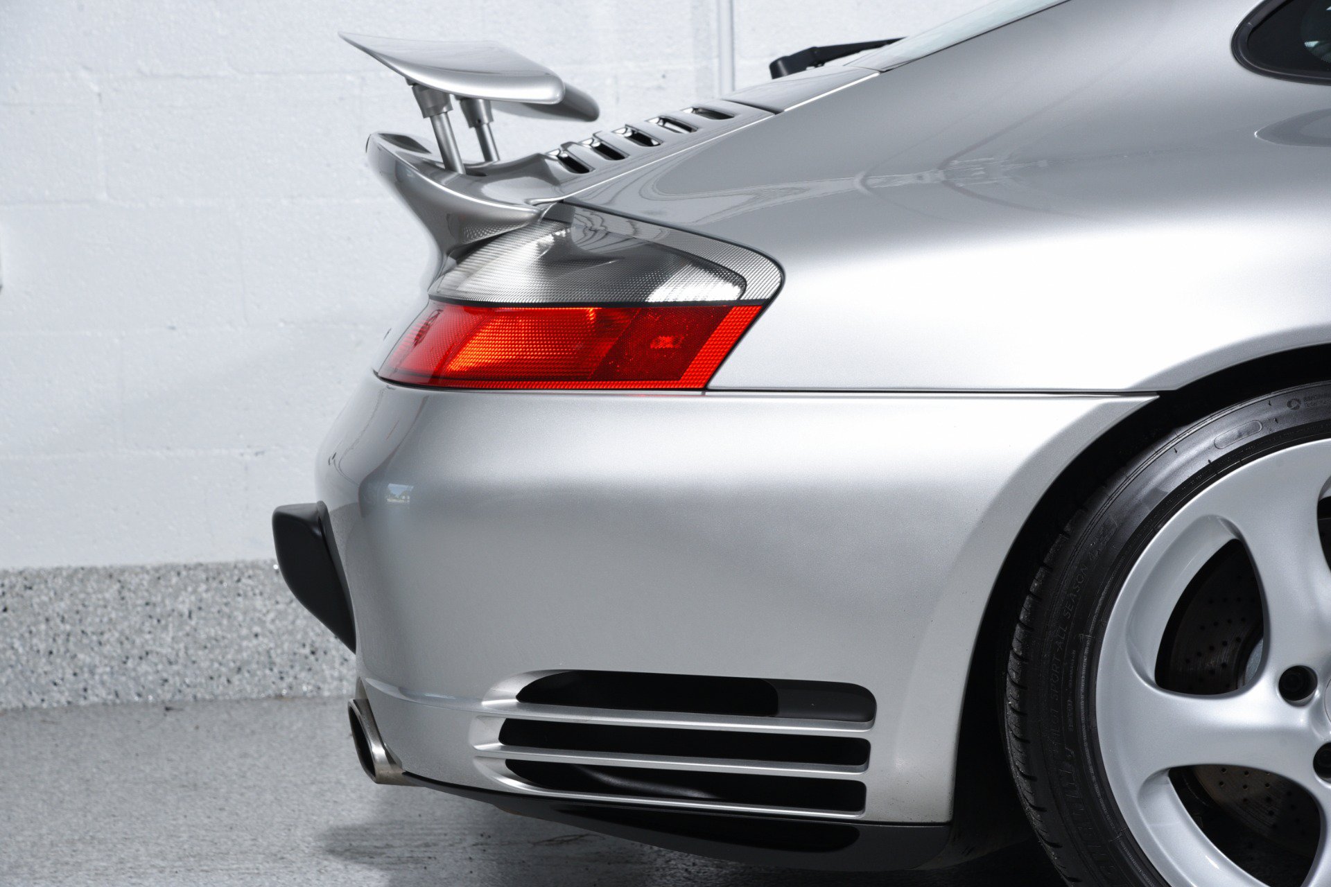 Used 2001 Porsche 911 Turbo AWD/4WD image 17