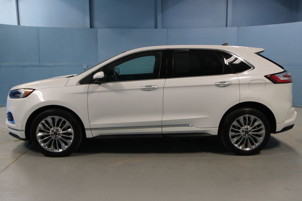 Used 2022 Ford Edge Titanium w/ Equipment Group 301A AWD/4WD image 27