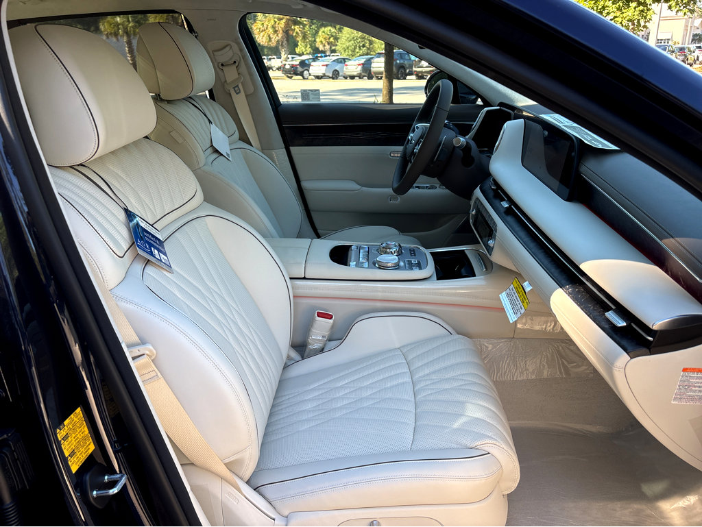 New 2025 Genesis G90 3.5T image 14