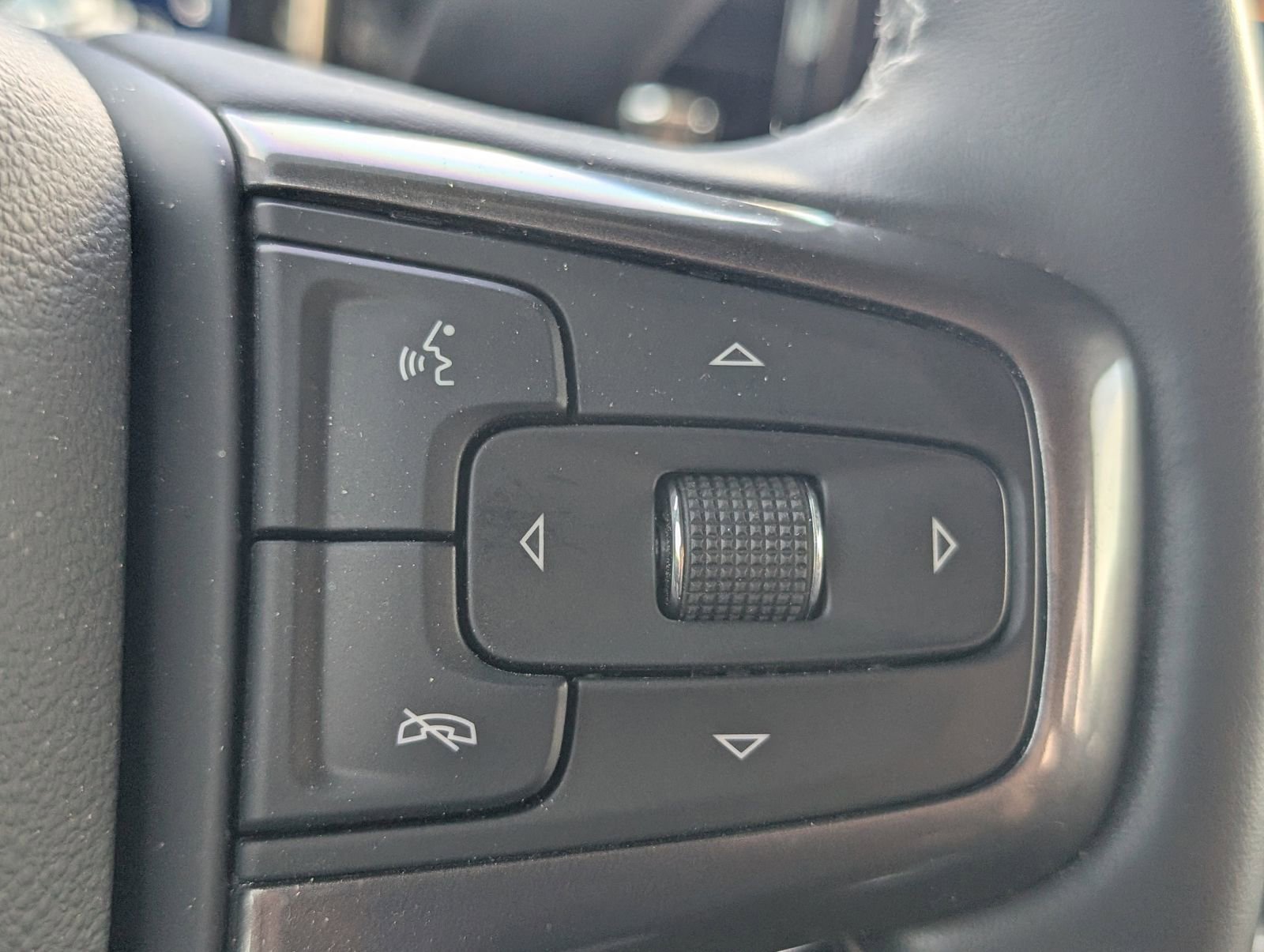 Used 2024 Chevrolet Silverado 2500 High Country w/ High Country Premium Package AWD/4WD image 19
