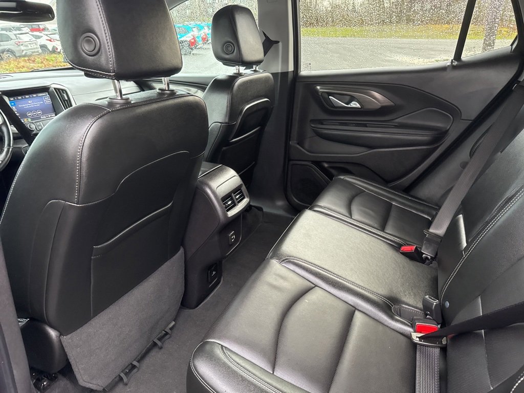 Used 2024 GMC Terrain SLT image 18