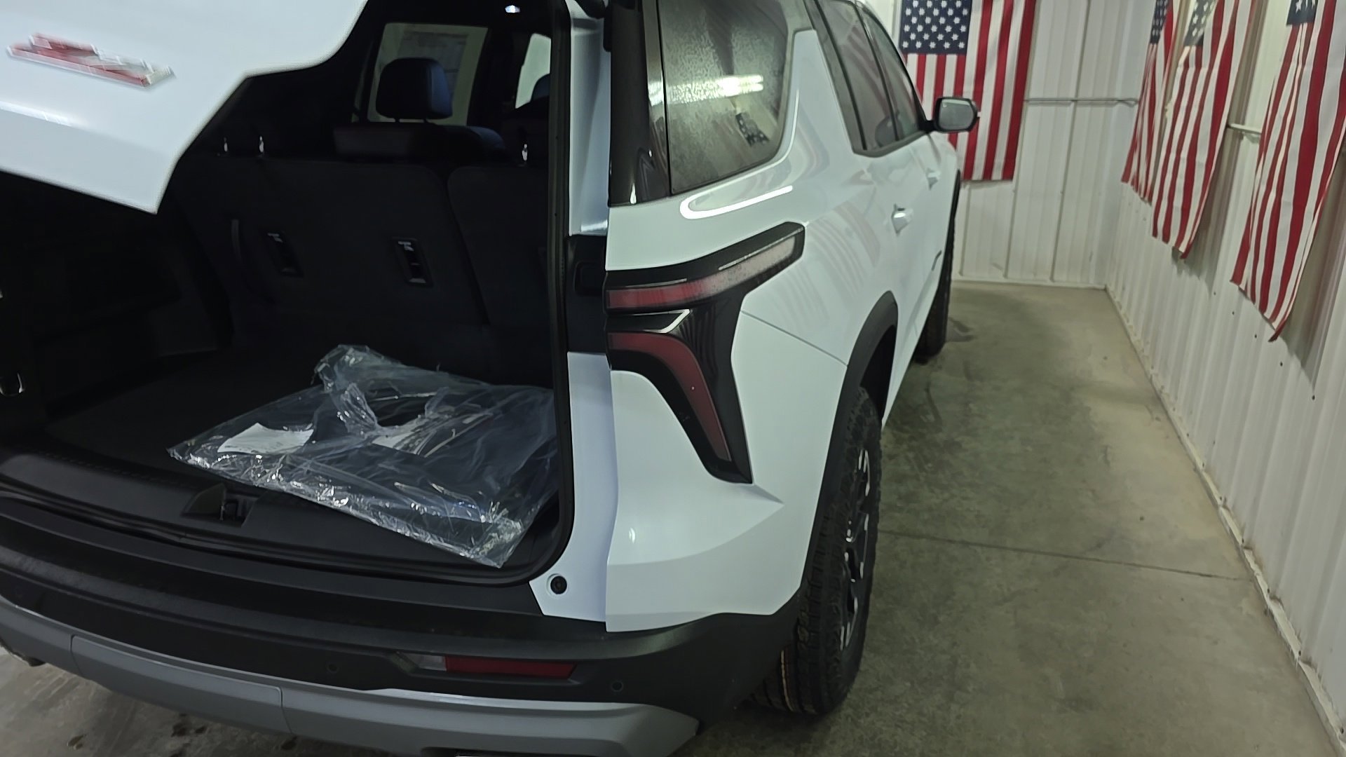 New 2026 Chevrolet Traverse Z71 w/ Driver Confidence Package image 10