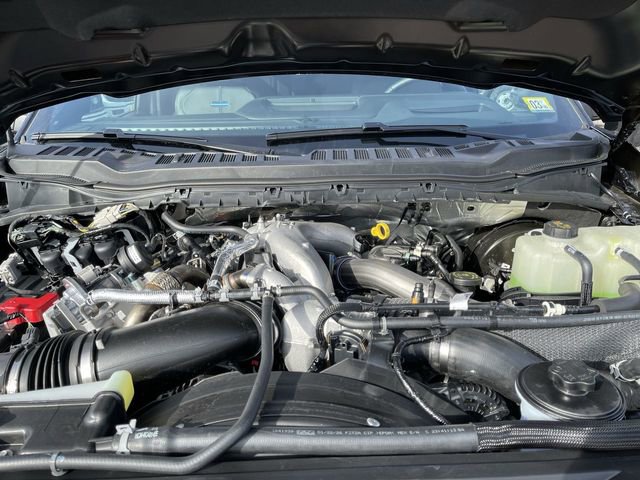 New 2026 Ford F350 Platinum w/ FX4 Off-Road Package image 12