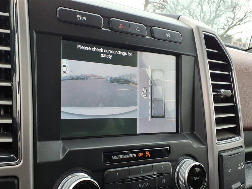 Used 2019 Ford F150 Platinum w/ Technology Package image 13