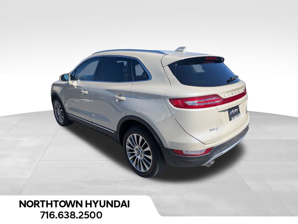 Used 2018 Lincoln MKC Reserve image 3