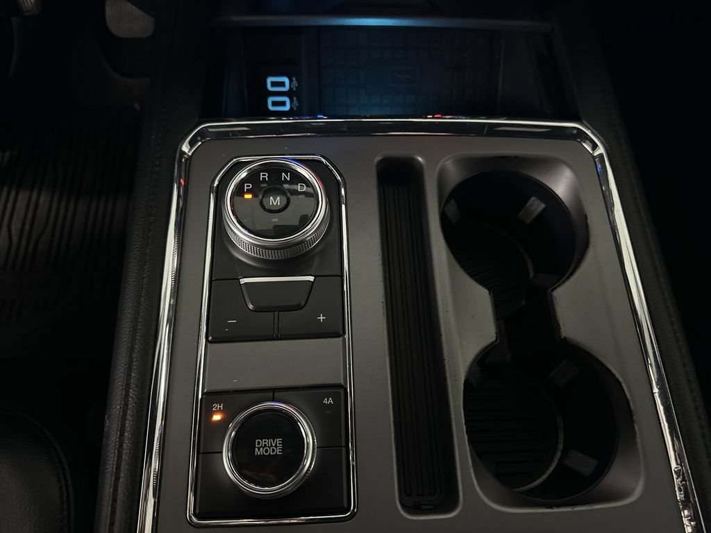 Used 2019 Ford Expedition Max XLT w/ Equipment Group 202A AWD/4WD image 54