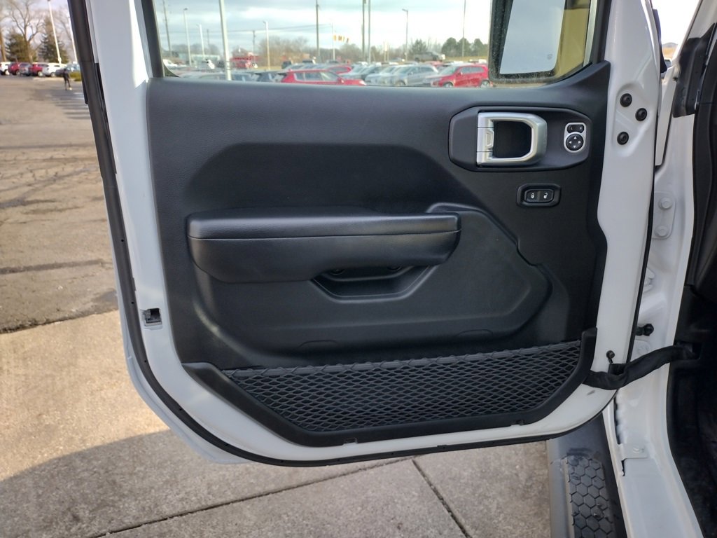 Used 2020 Jeep Wrangler Unlimited Sport image 21