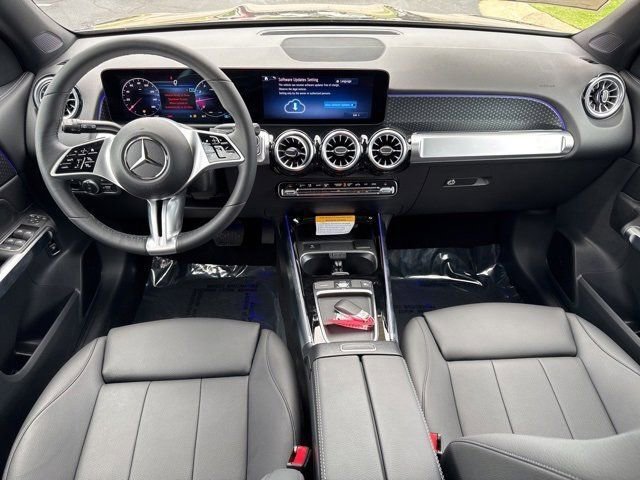 New 2025 Mercedes-Benz GLB 250 image 12