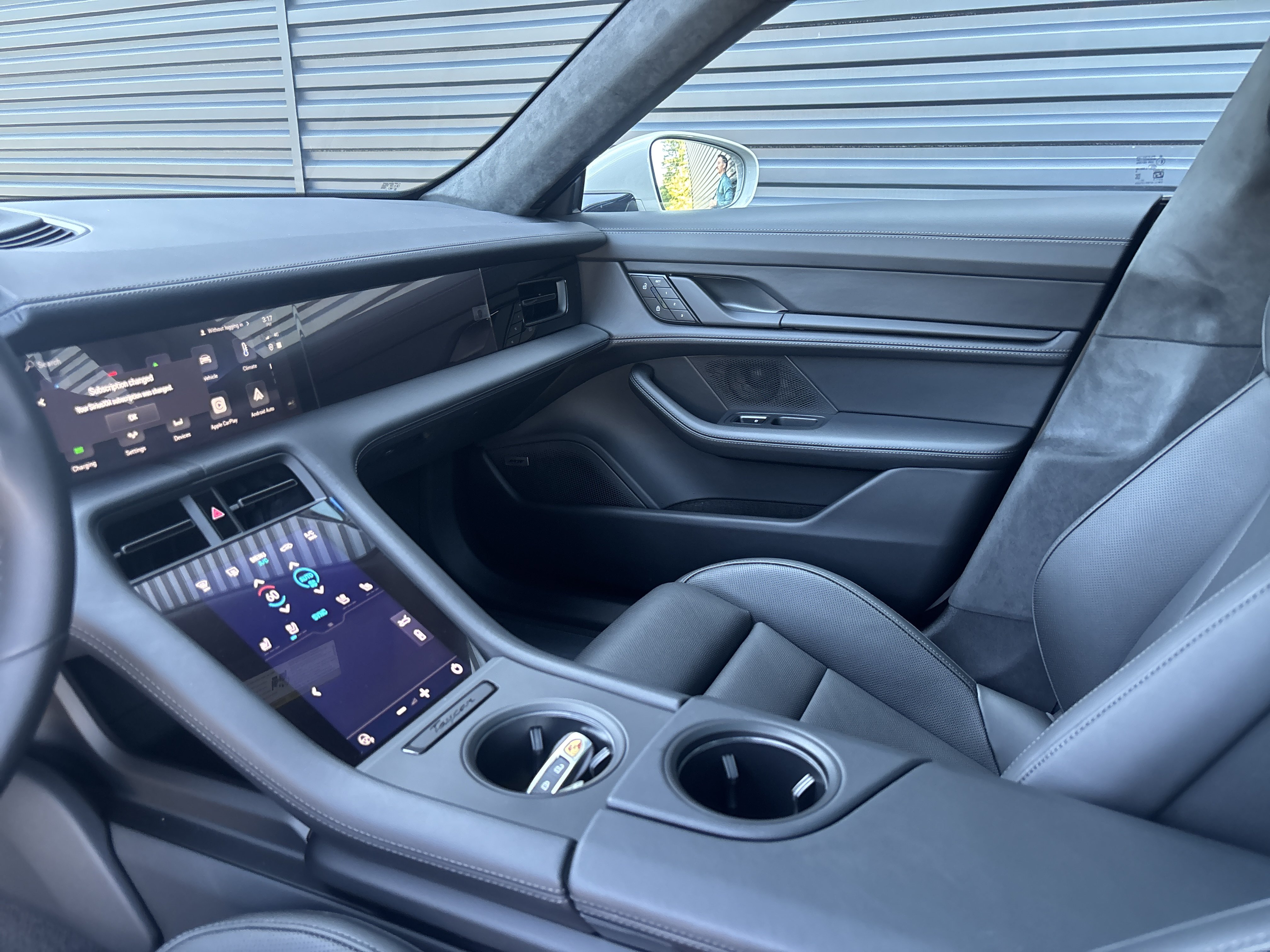 New 2026 Porsche Taycan GTS AWD/4WD image 21