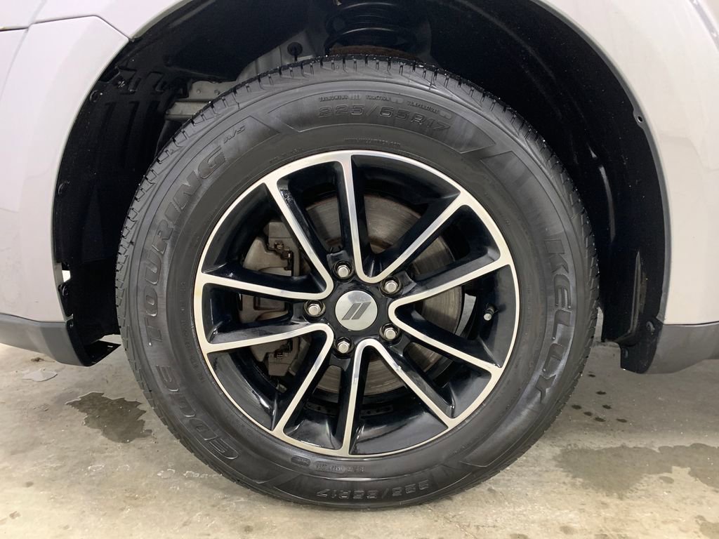 Used 2019 Dodge Journey SE w/ Premium Group image 21