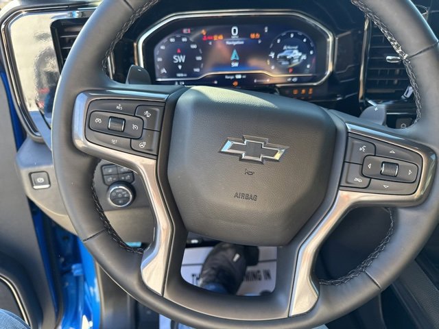 Used 2025 Chevrolet Silverado 1500 ZR2 w/ Technology Package image 19