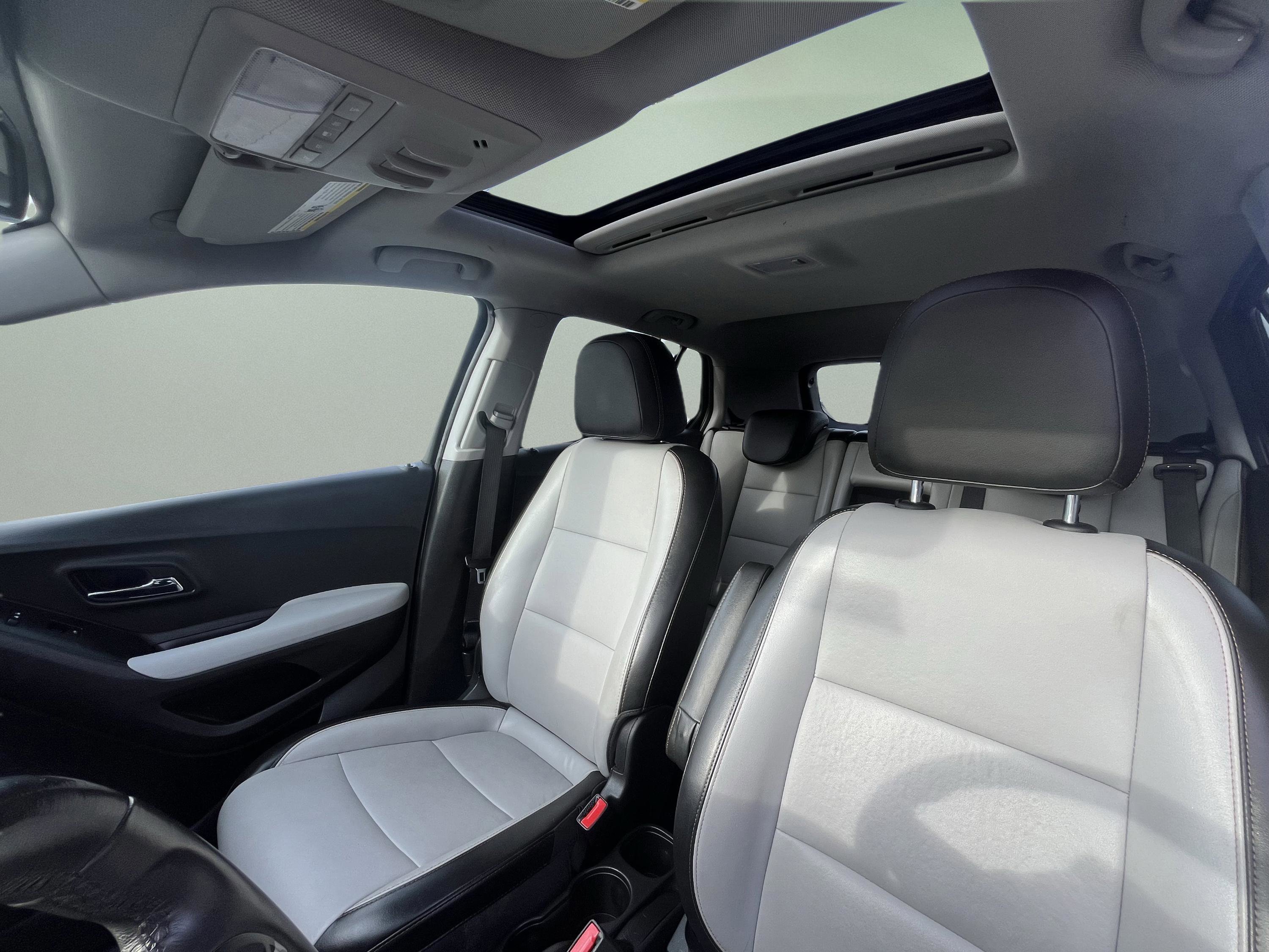 Used 2020 Chevrolet Trax Premier image 25