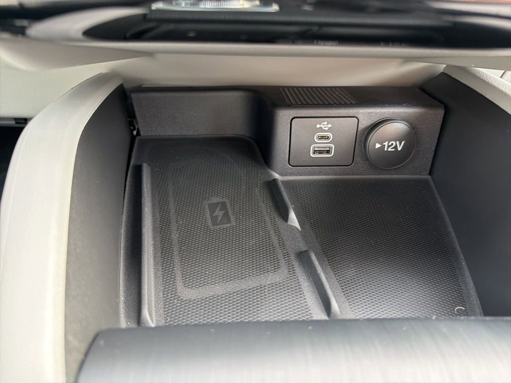 New 2026 Ford Escape Platinum w/ Equipment Group 601A image 32