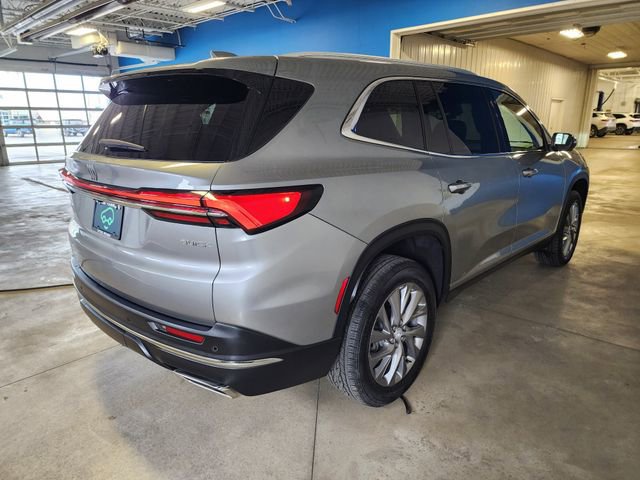 Certified 2025 Buick Enclave Preferred FWD image 4