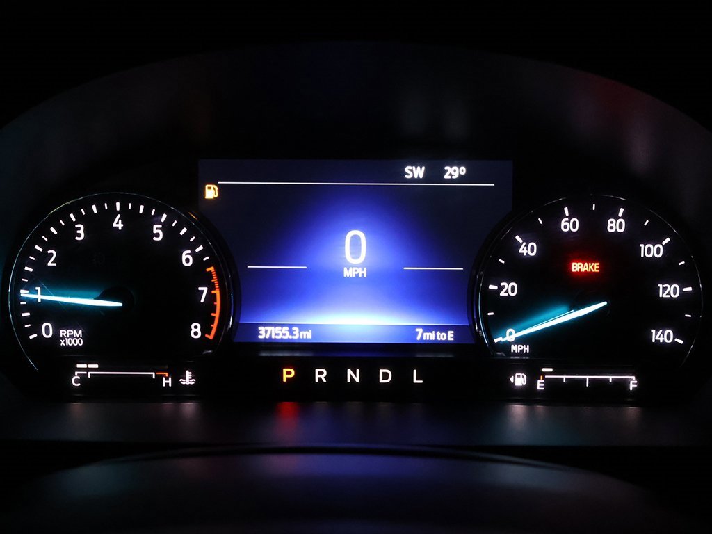 Used 2022 Ford Explorer XLT image 36