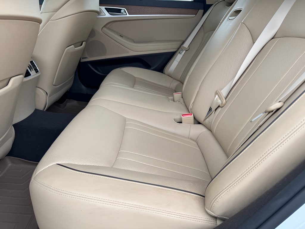 Used 2018 Genesis G80 5.0 Ultimate RWD image 15
