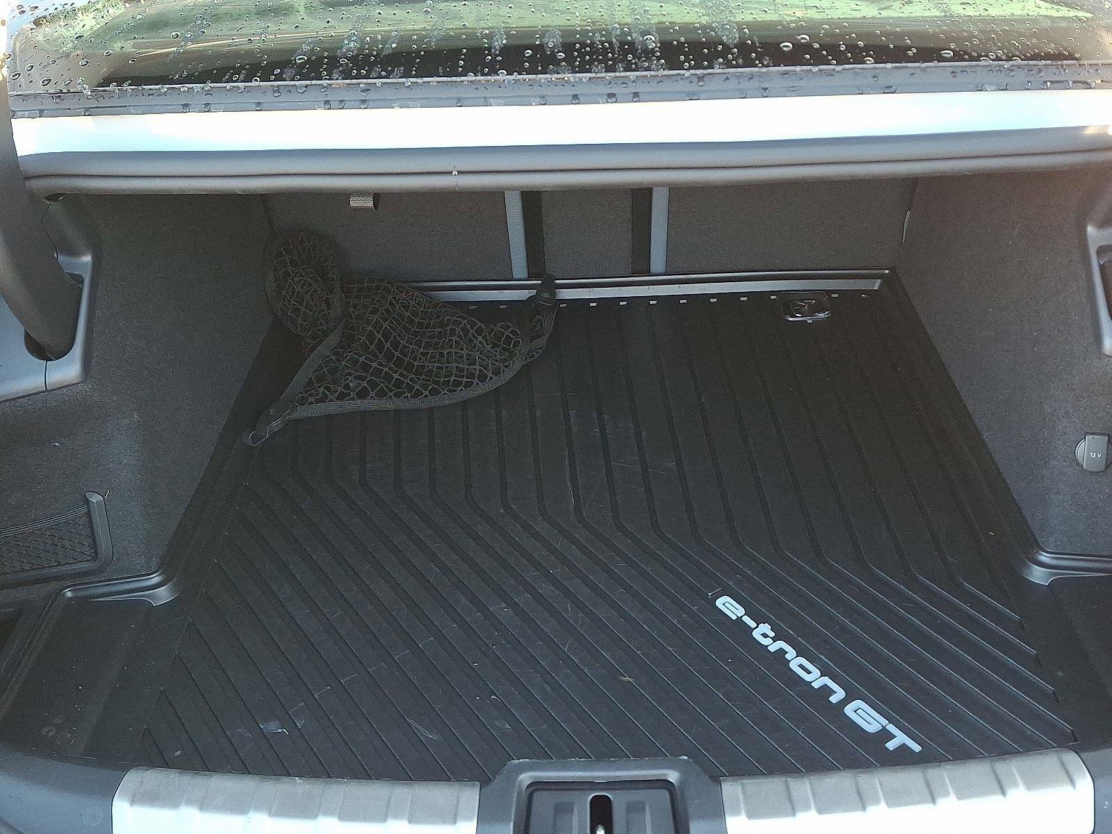 Used 2024 Audi e-tron GT Premium Plus w/ Executive Package image 29