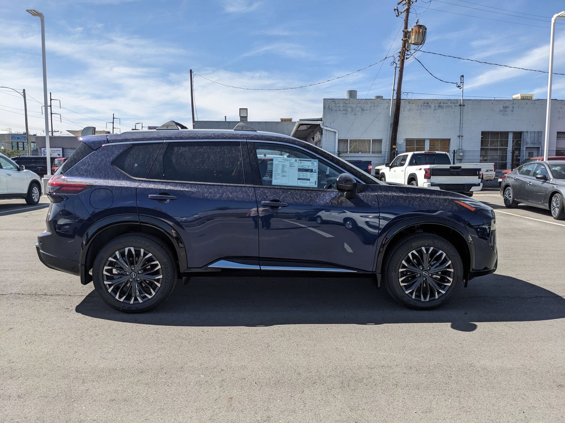 New 2026 Nissan Rogue Platinum image 2